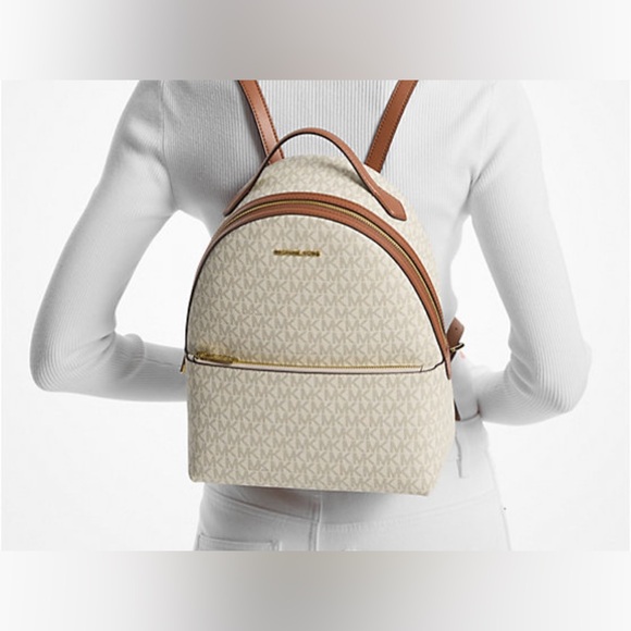 Congrats Bag_hag 🥰.  Shoe High Top Keychain & Magnetic Bookmark - Picture 5 of 11